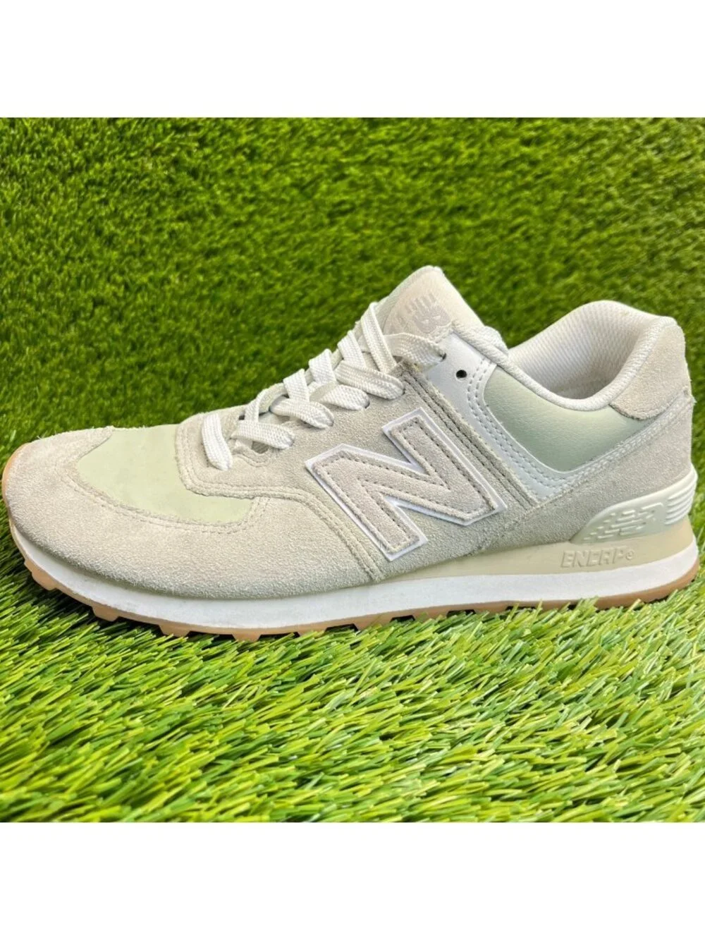 New Balance 574 Sage Green Gray Womens Size 10 Athletic Running Shoes Sneakers
